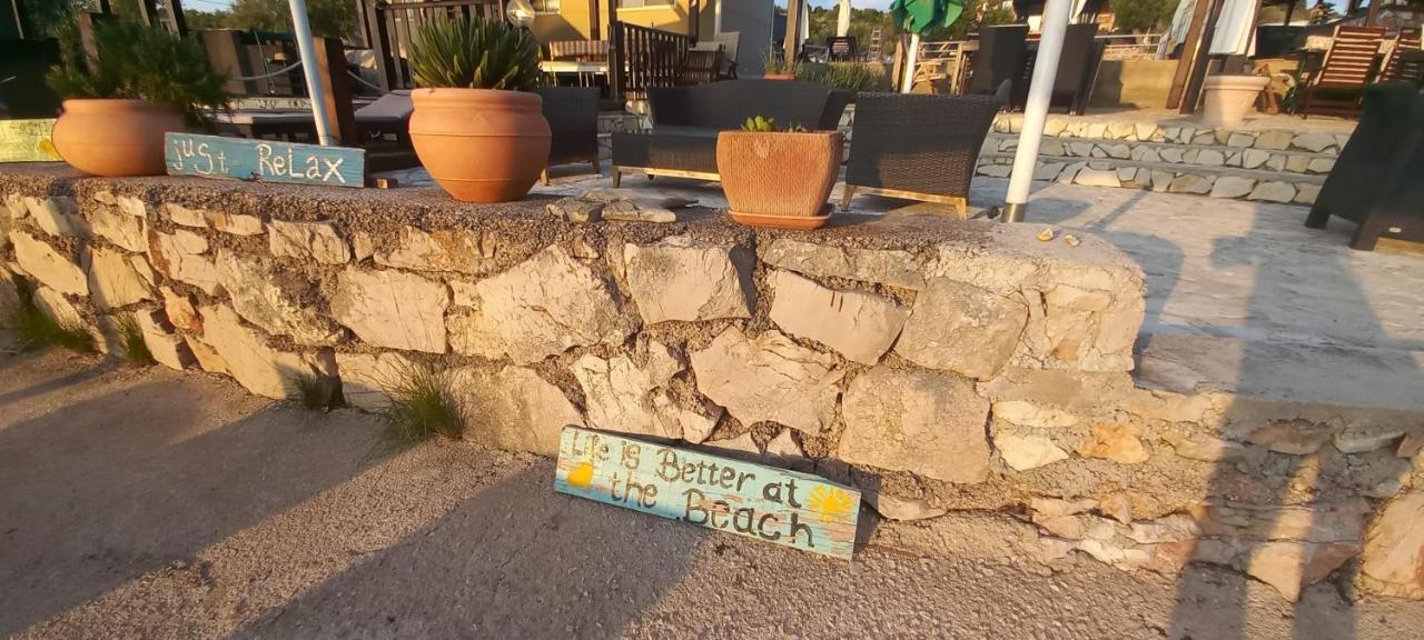Beach House Danica - Resort & Tavern Bain, Free Transport, Pool, Island Of Zut - Kornati Pristanisce Exterior foto